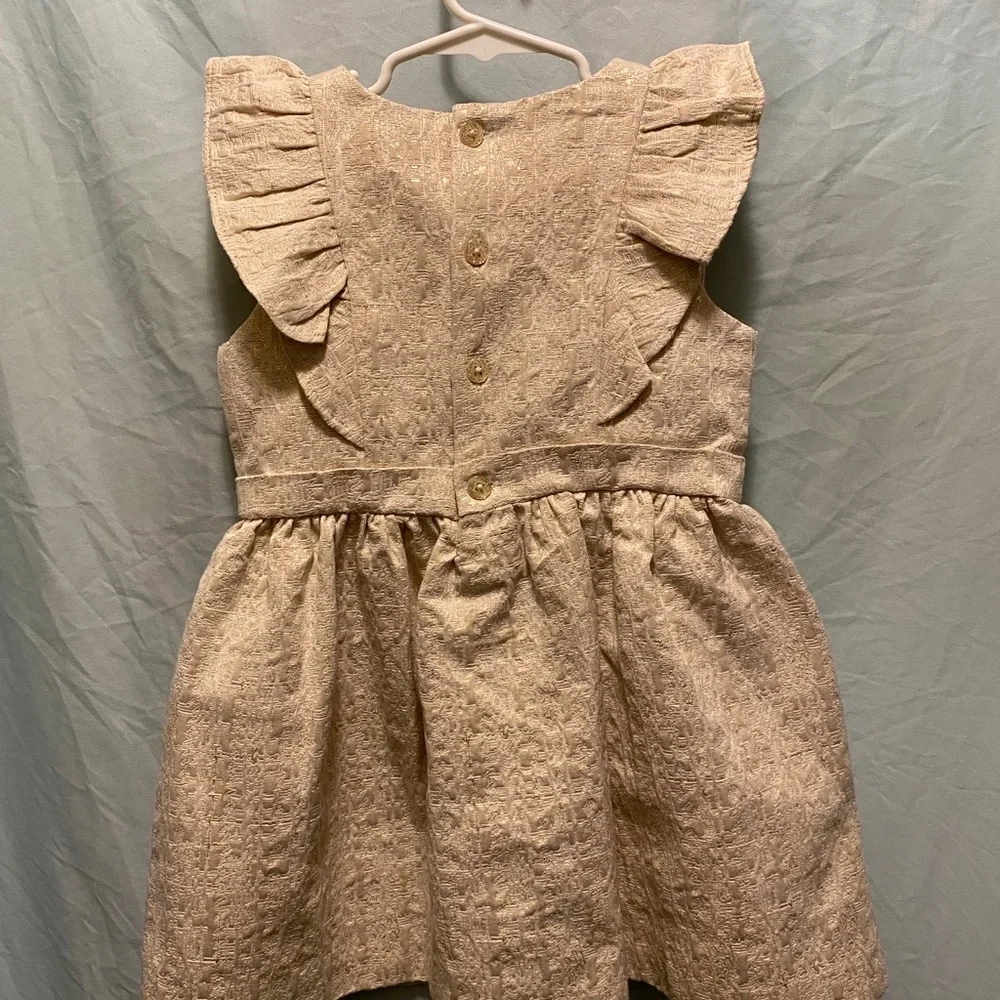 EUC fancy dress gold/cream Oshkosh